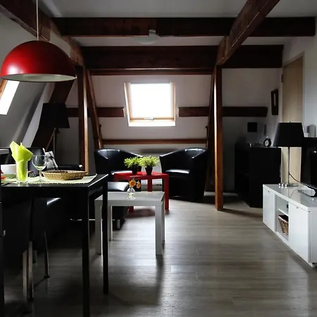 Huis Van Egmond * إغموند آن زي