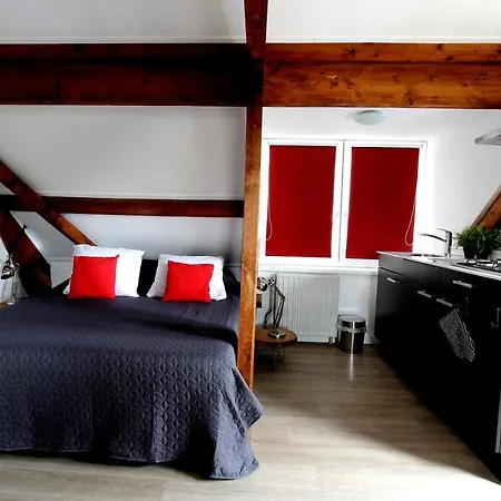 Huis Van Egmond * إغموند آن زي
