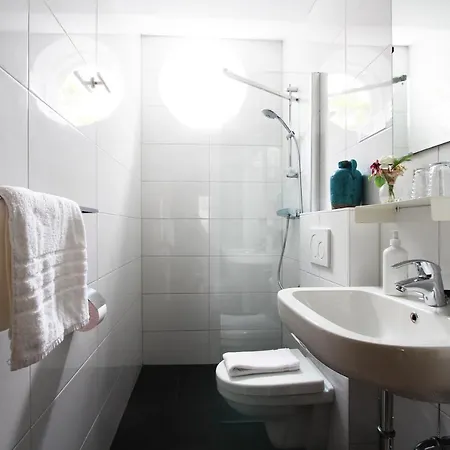 Huis Van Egmond إغموند آن زي